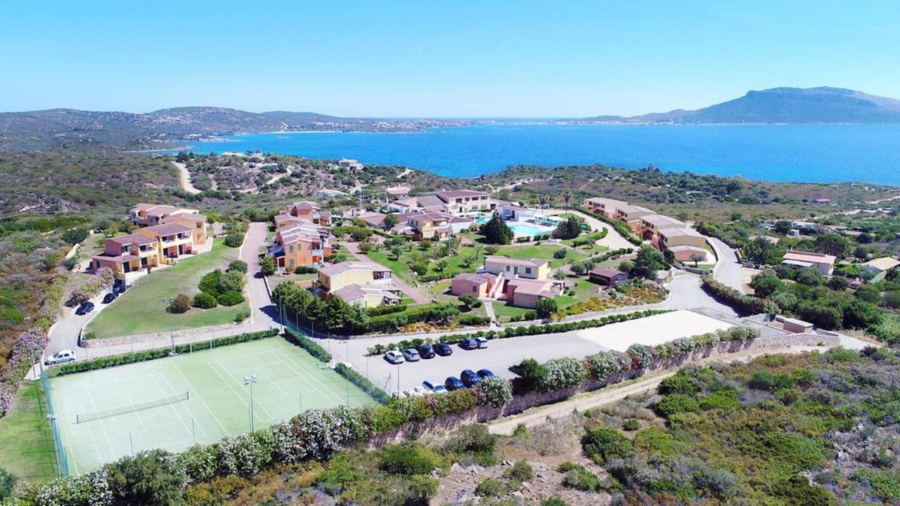 Hotel Baia Aranzos Pittulongu Экстерьер фото